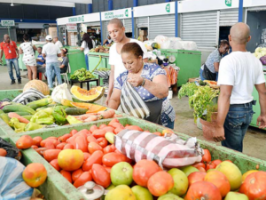 Lee más sobre el artículo Comerciantes se quejan de bajas ventas a pesar de estabilidad de precios