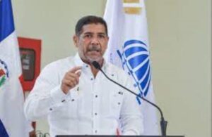 Lee más sobre el artículo Ministro Limber Cruz admite escasez del pollo