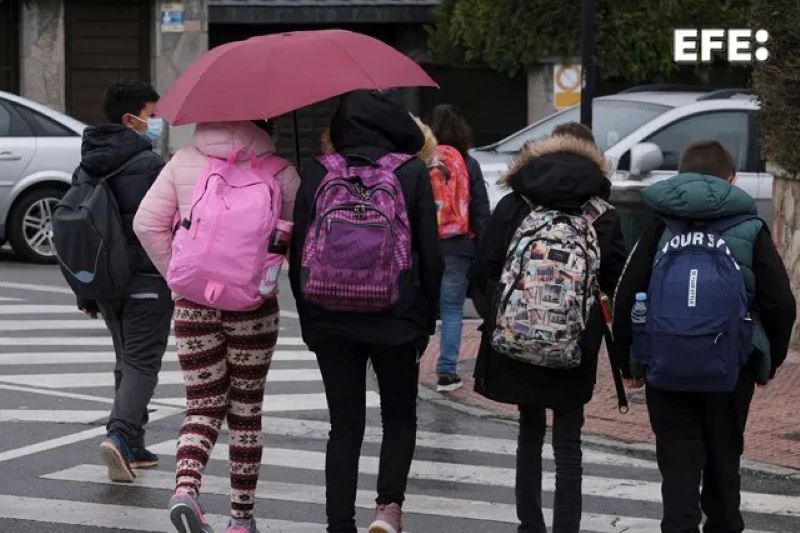 En este momento estás viendo Pediatra expresa ¿Cuánto debe pesar una mochila?