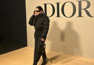 Lee más sobre el artículo Rosalía deslumbra en el desfile de Dior en París, acompañada por Anya Taylor-Joy en primera fila