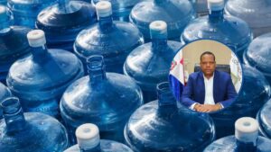 Lee más sobre el artículo Pro Consumidor dice 1 de diciembre vence plazo para cubrir los botellones de aguan expuestos al sol