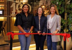Lee más sobre el artículo 100 Montaditos llega a Acrópolis Business Mall: una experiencia gastronómica única en el corazón de la ciudad