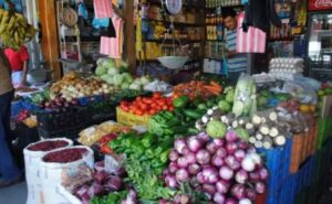 Lee más sobre el artículo Comerciantes solicitan al Gobierno priorizar el comercio local y reducir las exportaciones