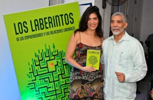 Lee más sobre el artículo “Los Laberintos de los Emprendedores”: un manual para emprendedores