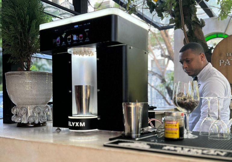 En este momento estás viendo Elyxm: La primera barra inteligente diseñada y fabricada en República Dominicana