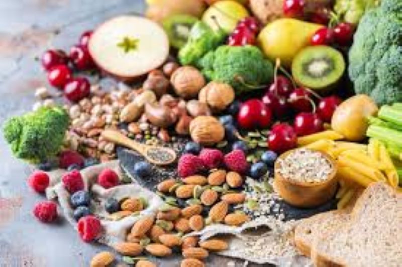 En este momento estás viendo 7 superalimentos que ayudan a bajar de peso y protegen la salud