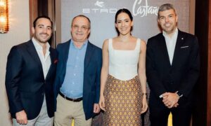 Lee más sobre el artículo Etro y Castañer exhiben colección de alpargatas