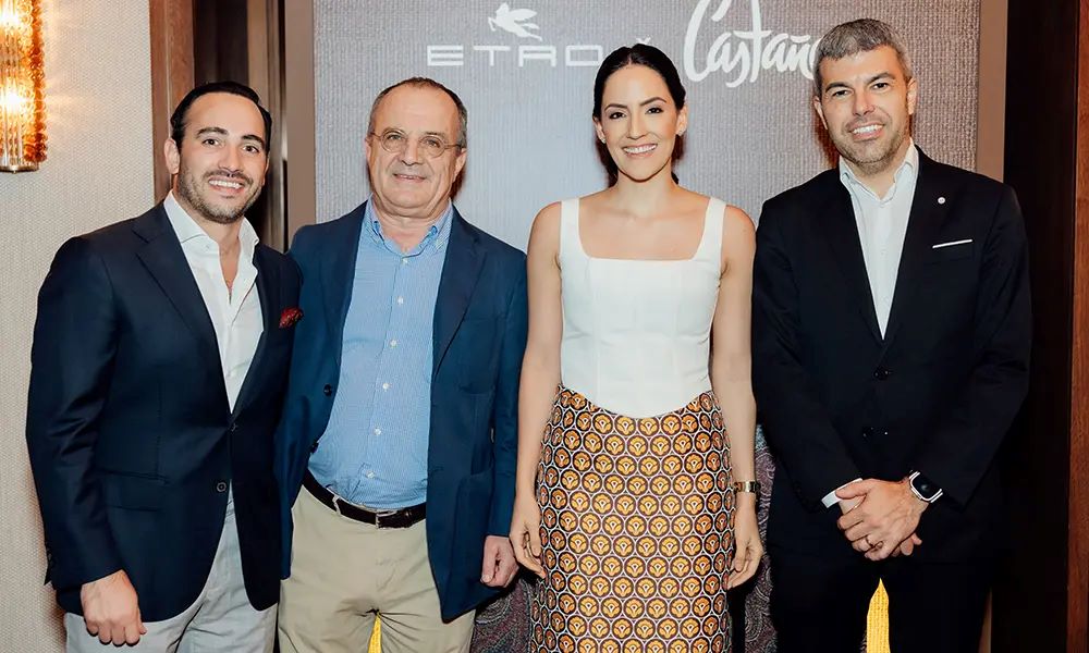 En este momento estás viendo Etro y Castañer exhiben colección de alpargatas