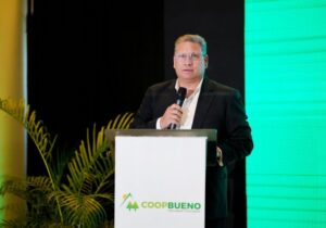 Lee más sobre el artículo CoopBueno impulsa los valores cooperativos como motor de desarrollo social en Santiago