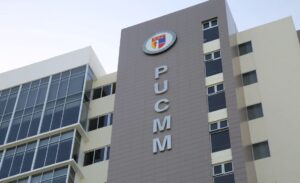 Lee más sobre el artículo PUCMM realizará feria de empleo “Invest in Yourself”, con más de 40 empresas