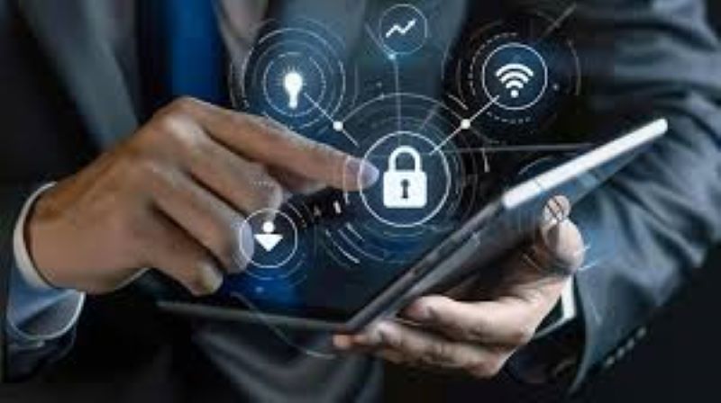 En este momento estás viendo Ciberseguridad para todos: protegiendo tus datos personales en la era de las filtraciones