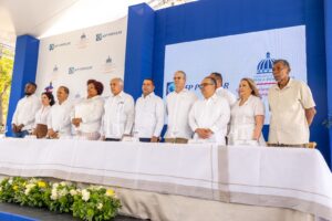 Lee más sobre el artículo AFP Popular y CONAPE inauguran Hogar de Día Clemente Pérez en Pedernales