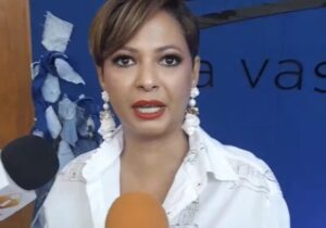 Lee más sobre el artículo “Piel Azul 2025” de Nina Vásquez: «Moda sostenible que transforma el denim en conciencia ambiental»
