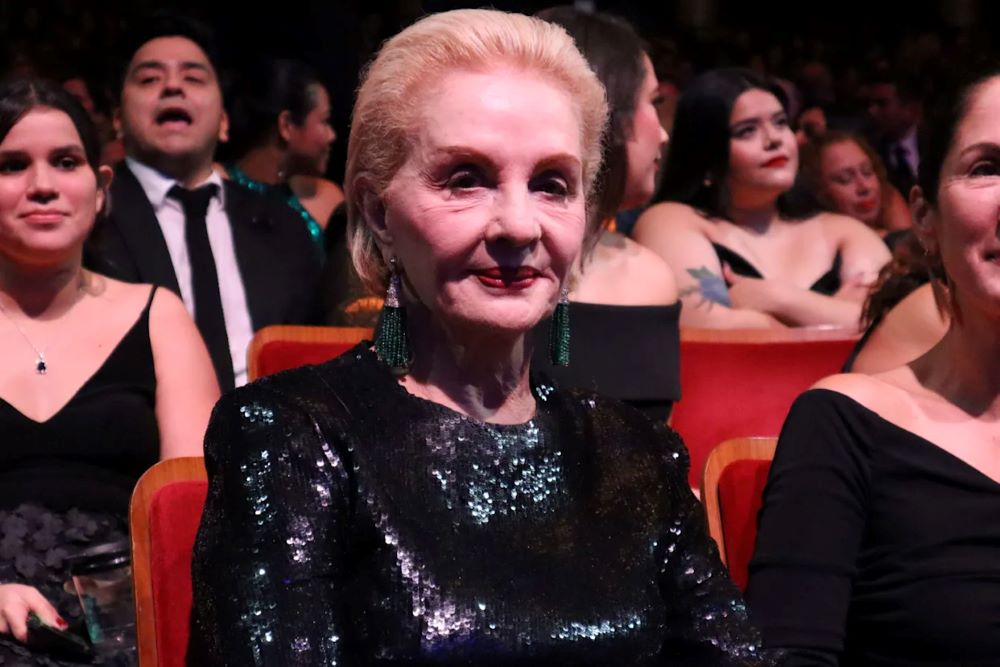 En este momento estás viendo Carolina Herrera presentará su colección Primavera-Verano 2026 en la Plaza Mayor de Madrid