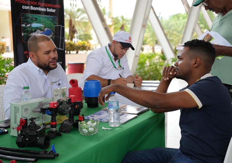 En este momento estás viendo Bagrícola y TNR anuncian RD$23 millones para proyectos solares en Valverde y Santiago Rodríguez