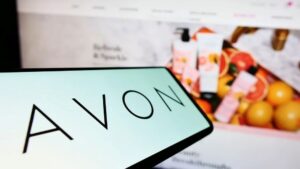 Lee más sobre el artículo Natura vende las acciones de AVON en Centroamérica y RD