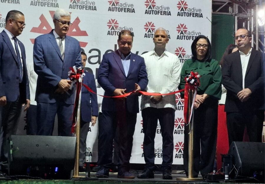 En este momento estás viendo ANADIVE inaugura su Segunda Edición de la auto feria 2025 en la Ciudad Ganadera