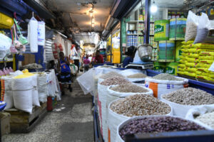 Lee más sobre el artículo ¡Precios por las nubes!: Comerciantes reportan baja cero de clientes pese a fiestas