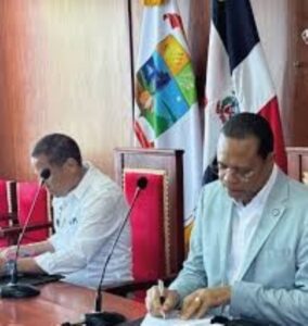 Lee más sobre el artículo Pro Consumidor y Alcaldía de Cotuí firman acuerdo para apertura de oficina de atención a los ciudadanos