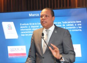 Lee más sobre el artículo Eddy Alcántara Gobierno alcanza miles obras, elimina muertes por alcohol adulterado y fortalece economía