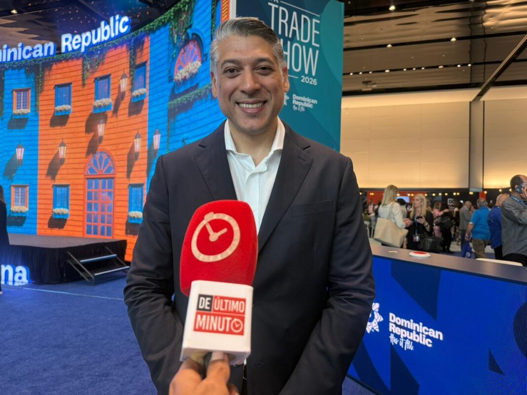 En este momento estás viendo Arajet impulsa su expansión internacional en el 4to Tradeshow de RD en Miami