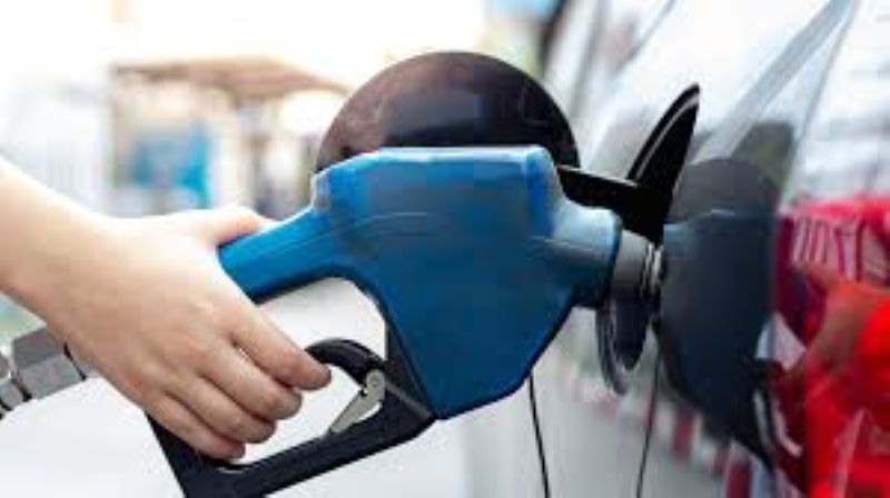 En este momento estás viendo El Gobierno dispuso aumentos de entre 7 y 9 pesos en los precios de las gasolinas y los dos tipos de gasoil