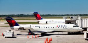 Lee más sobre el artículo Delta investiga incidente por fuerte olor en vuelo que regresó de emergencia al Aeropuerto del Cibao
