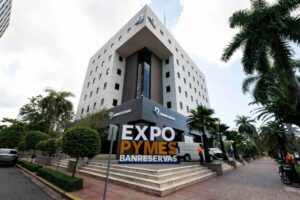 Lee más sobre el artículo Expo Pymes Banreservas 2026 cierra con financiamientos superiores a RD$17,200 millones
