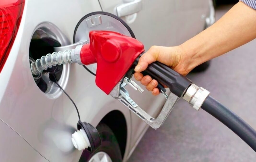 En este momento estás viendo Gobierno congela combustibles y GLP con subsidio de RD$1,657 millones