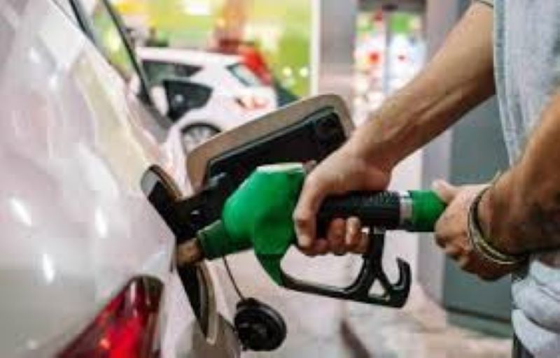 En este momento estás viendo Aumentan precios de gasolinas y gasoil entre RD$9 y RD$7