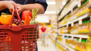 Lee más sobre el artículo Canasta básica se mantiene estable pese a inflación global y crisis internacionales, afirma el CNP