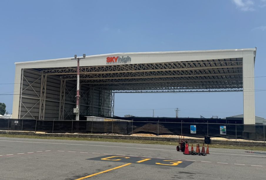 En este momento estás viendo Sky High Dominicana construye uno de los hangares más grandes del Caribe como parte de su expansión regional