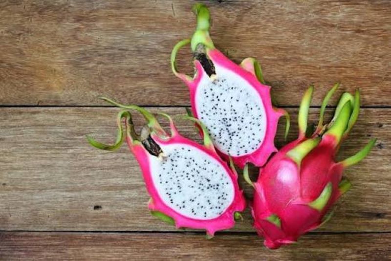 En este momento estás viendo Pitahaya: propiedades y beneficios que la convierten en una fruta de gran valor nutricional