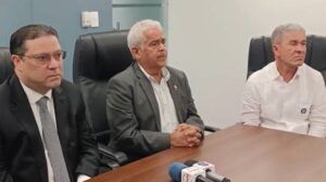 Lee más sobre el artículo ANADEGAS mantiene pago de tarjetas en estaciones de combustible tras diálogo en Industria y Comercio