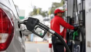 Lee más sobre el artículo El Ministerio de Industria, Comercio y Mipymes (MICM) informó que el Gobierno mantiene congelados los combustibles esenciales.