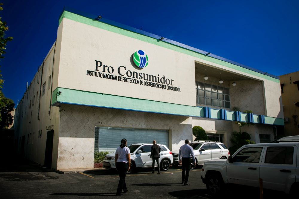 En este momento estás viendo Pro Consumidor interviene más de 30 comercios chinos por irregularidades sanitarias y comerciales