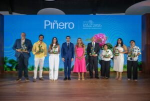 Lee más sobre el artículo Piñero celebra la III edición de los premios “Los + Ecoístas” en RD y reconoce el liderazgo en sostenibilidad