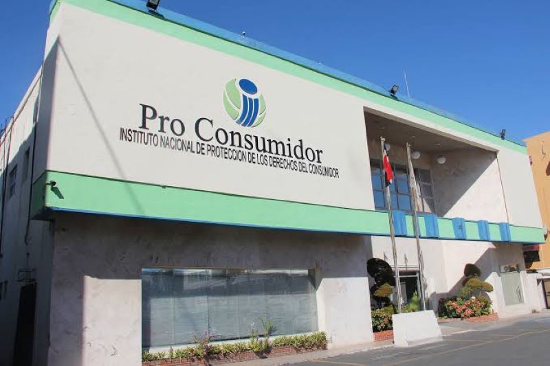 En este momento estás viendo Pro Consumidor alcanza la suma de RD$4,000 millones devueltos a consumidores en gestión de Eddy Alcántara